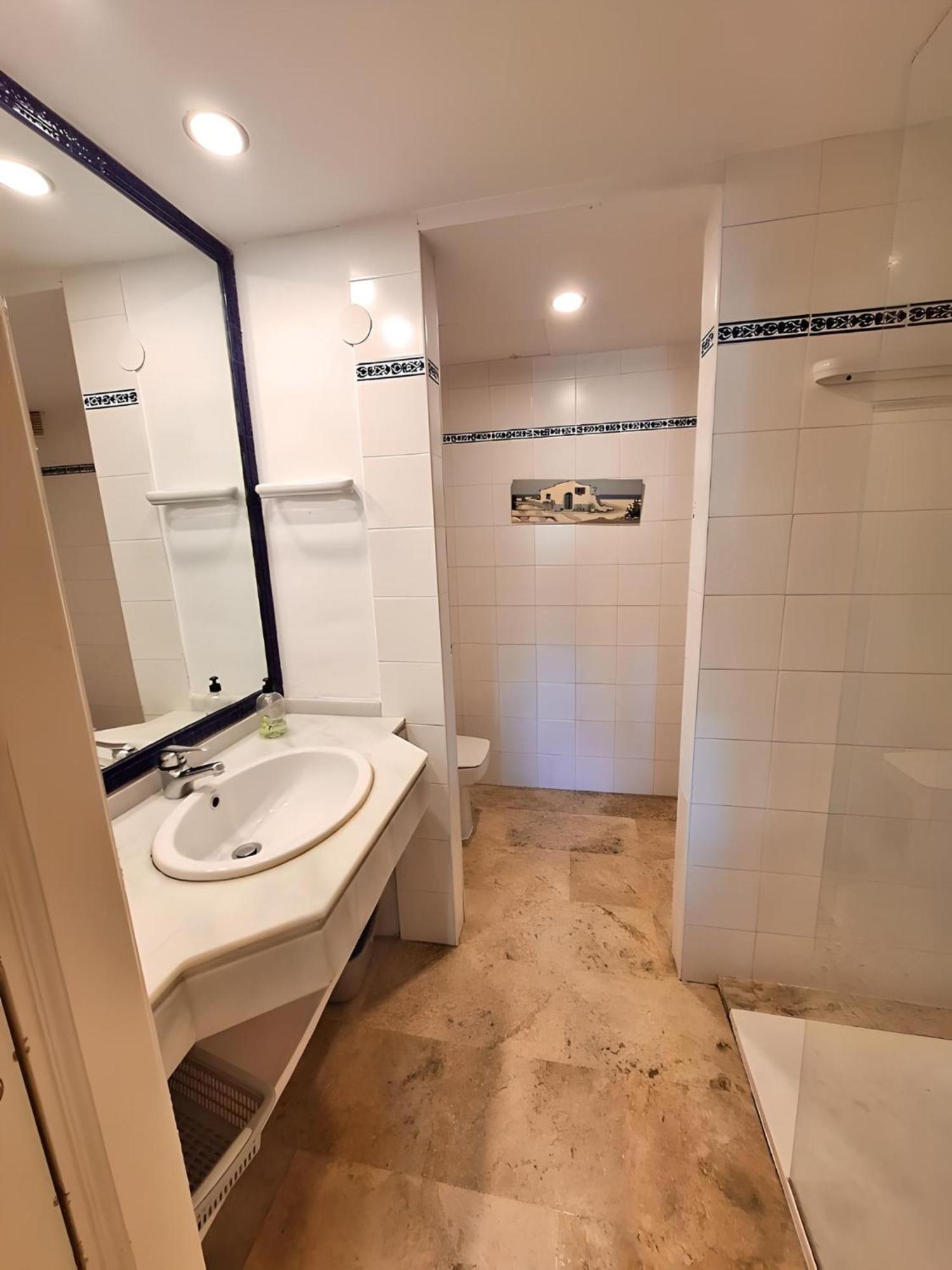 Gorgeous 2Br Apt. W/ Mountain View Puerto Banus Marbella Buitenkant foto