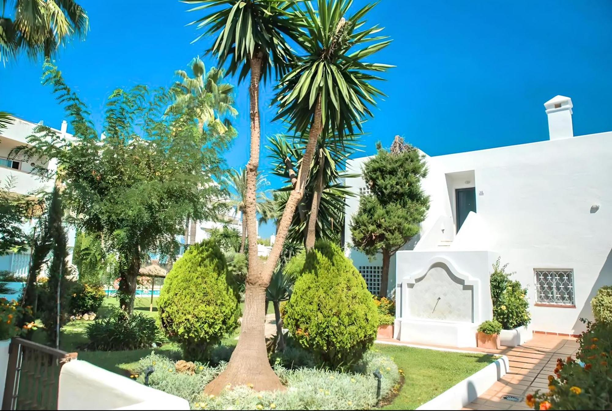 Gorgeous 2Br Apt. W/ Mountain View Puerto Banus Marbella Buitenkant foto